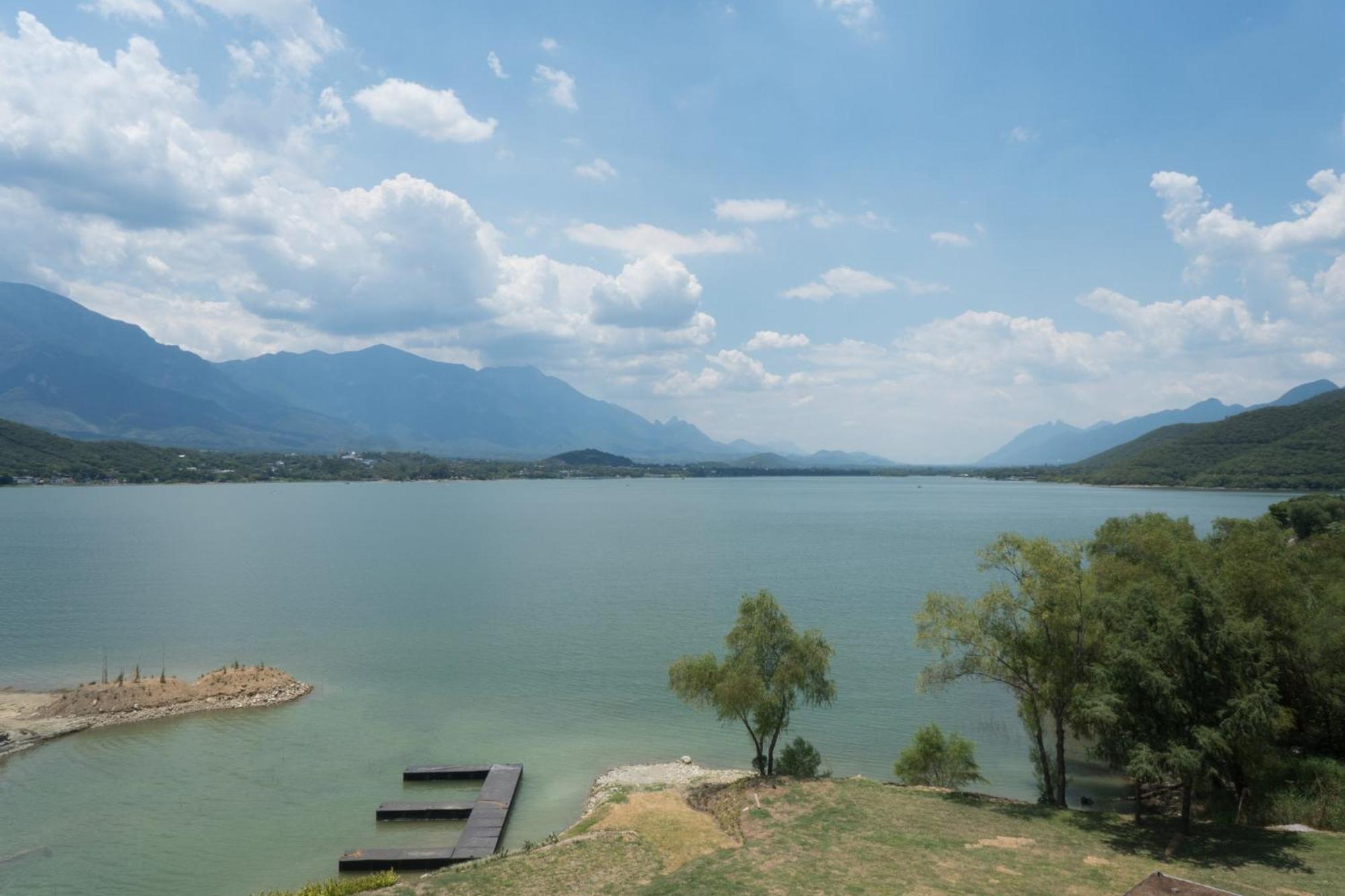Отель Gamma Monterrey Rincon De Santiago Сантьяго Экстерьер фото